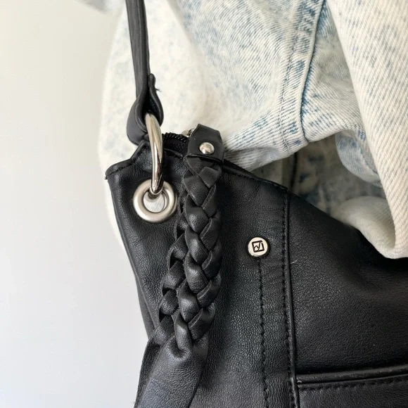 Stone Mountain Black Leather  Crossbody Bag - Picture 9 of 15